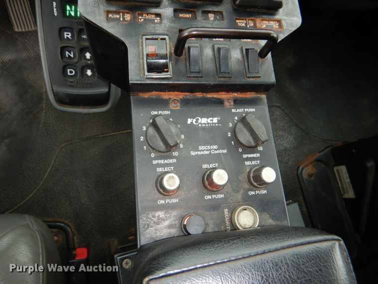 image for item DG4972 2007 International 7400 dump truck