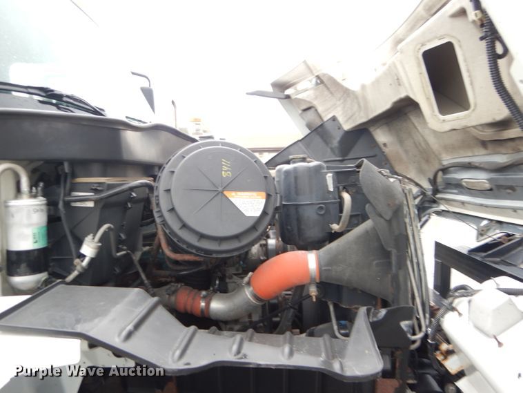 image for item DG4972 2007 International 7400 dump truck