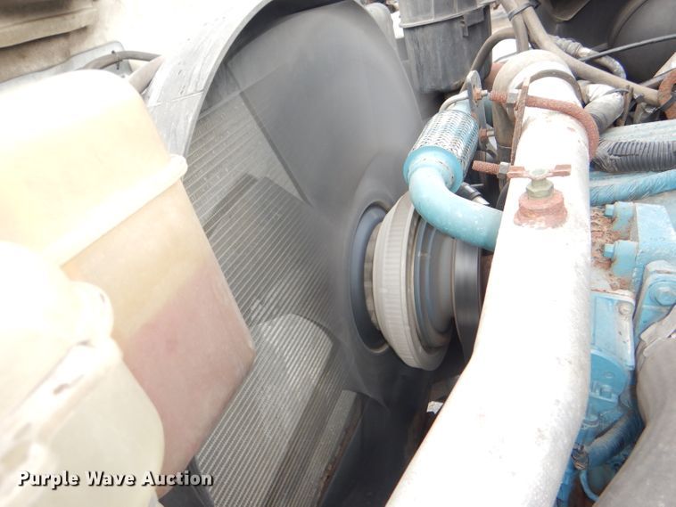 image for item DG4972 2007 International 7400 dump truck