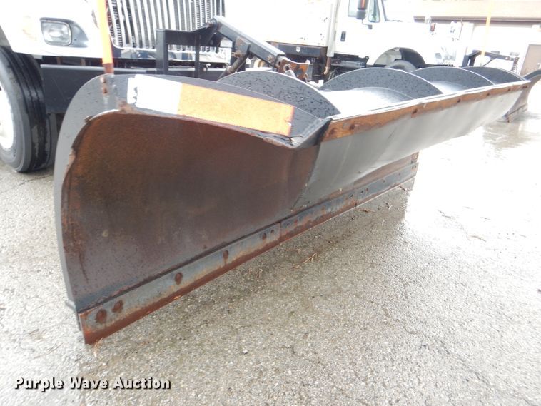 image for item DG4972 2007 International 7400 dump truck