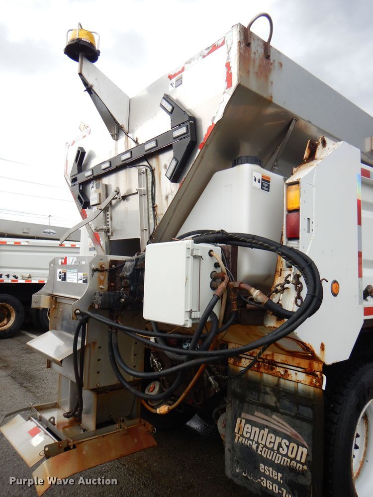 image for item DG4972 2007 International 7400 dump truck