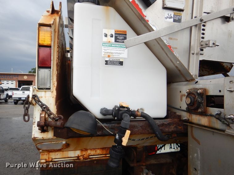 image for item DG4972 2007 International 7400 dump truck