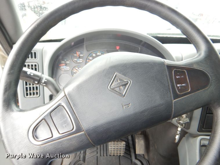 image for item DG4973 2007 International 7400 dump truck