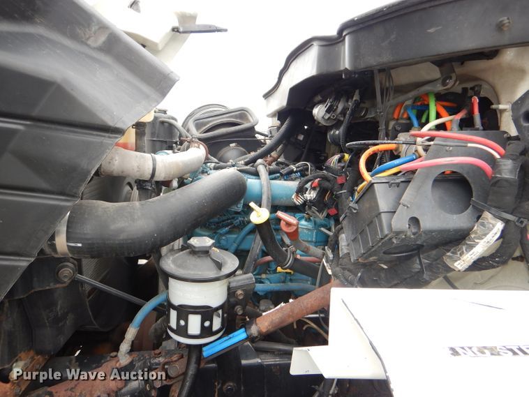 image for item DG4973 2007 International 7400 dump truck