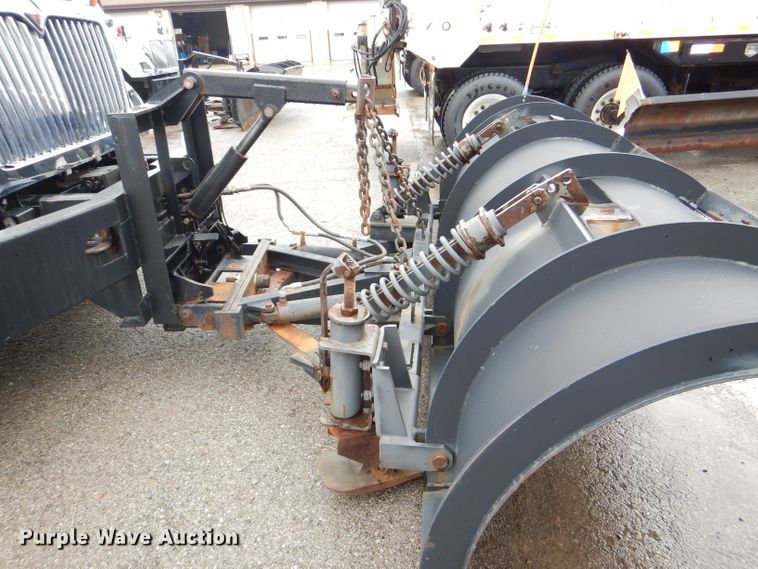 image for item DG4973 2007 International 7400 dump truck