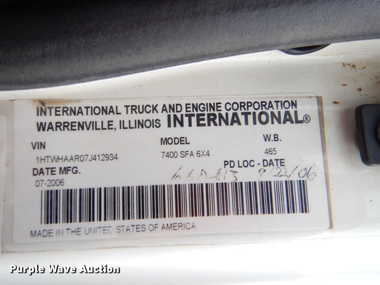 image for item DG4973 2007 International 7400 dump truck