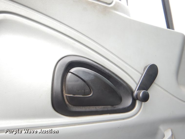 image for item DG4974 2007 International 7400 dump truck