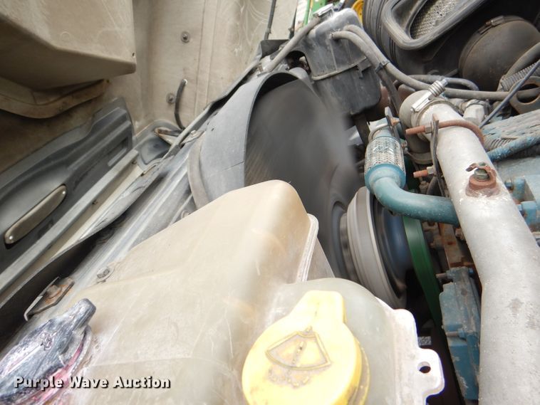 image for item DG4974 2007 International 7400 dump truck