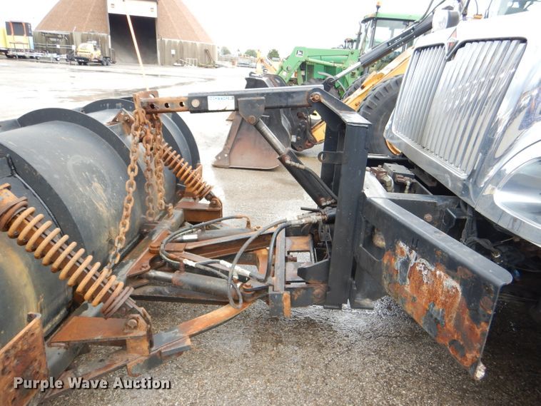 image for item DG4974 2007 International 7400 dump truck