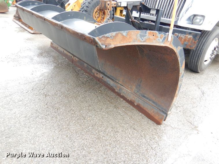 image for item DG4974 2007 International 7400 dump truck