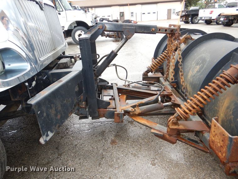 image for item DG4974 2007 International 7400 dump truck