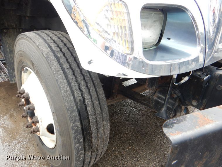 image for item DG4974 2007 International 7400 dump truck