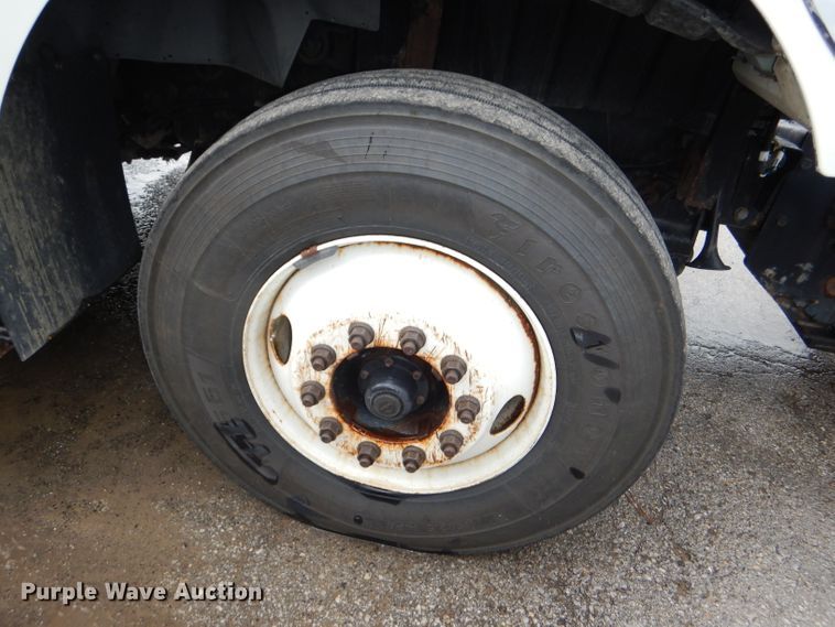 image for item DG4974 2007 International 7400 dump truck