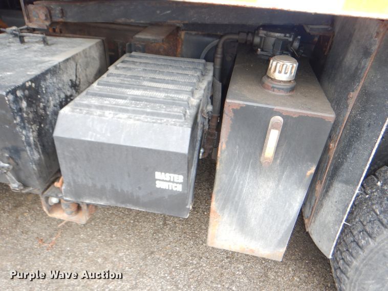 image for item DG4974 2007 International 7400 dump truck