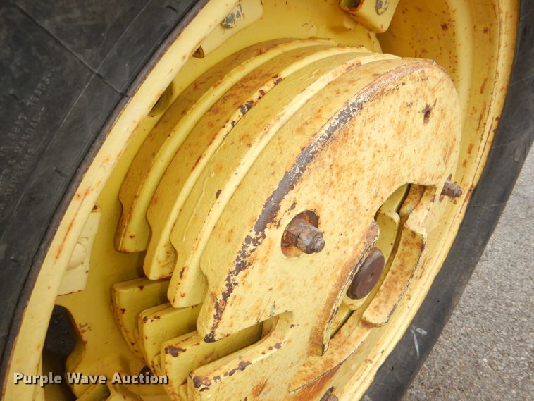 image for item DG4983 John Deere 6320 MFWD tractor