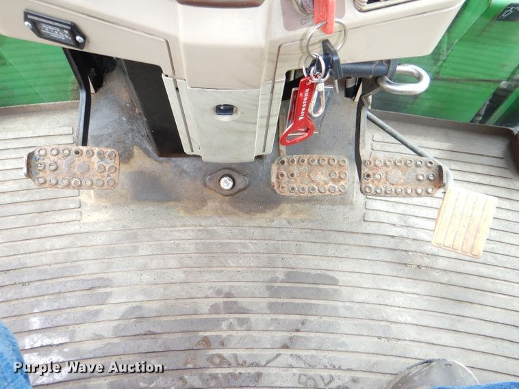 image for item DG4985 1999 John Deere 6310 MFWD tractor