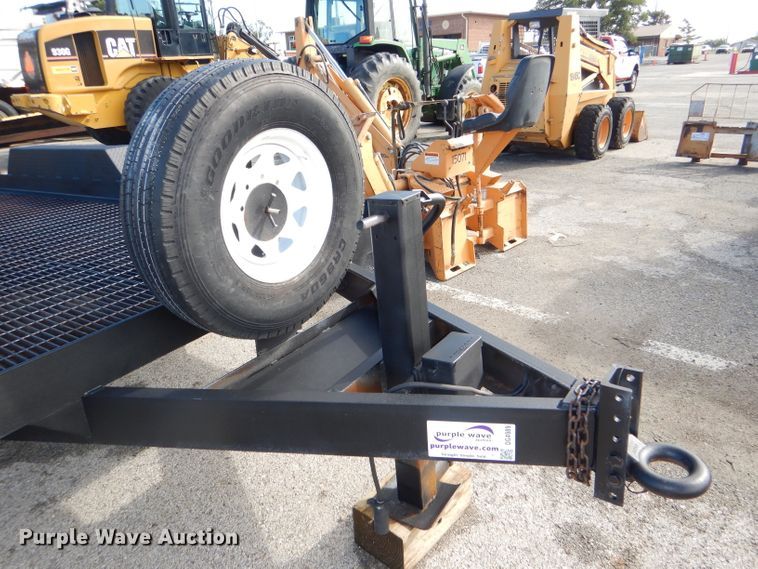 image for item DG4989 2005 Road Hog equipment trailer
