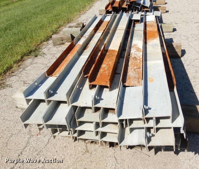 image for item FN9195 (25) guard rail posts