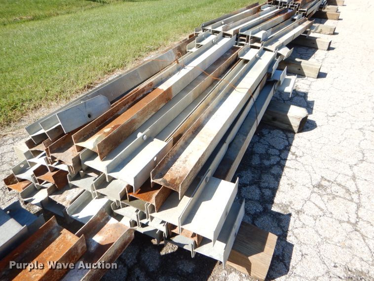 image for item FN9196 (25) guard rail posts