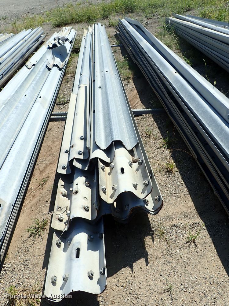 image for item FR9376 Approximately 55 guard rail sections