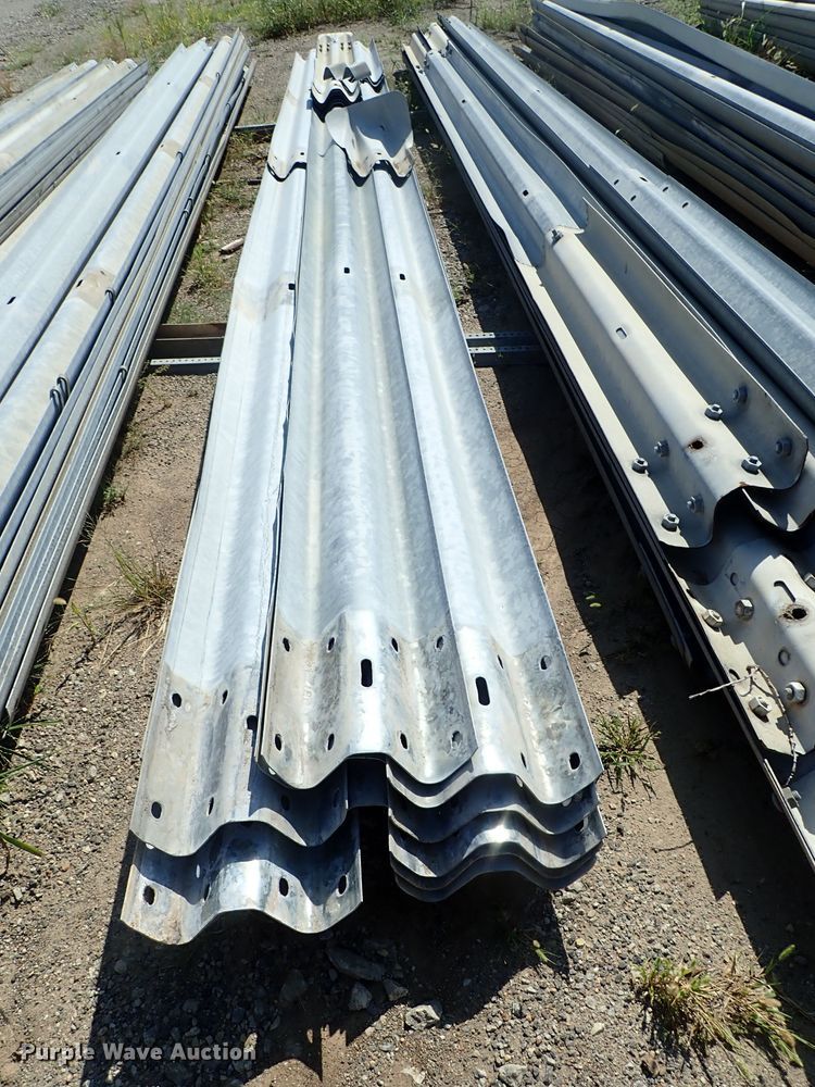 image for item FR9376 Approximately 55 guard rail sections