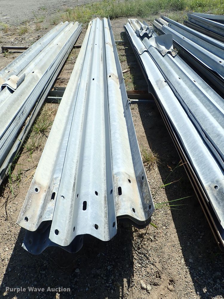 image for item FR9376 Approximately 55 guard rail sections