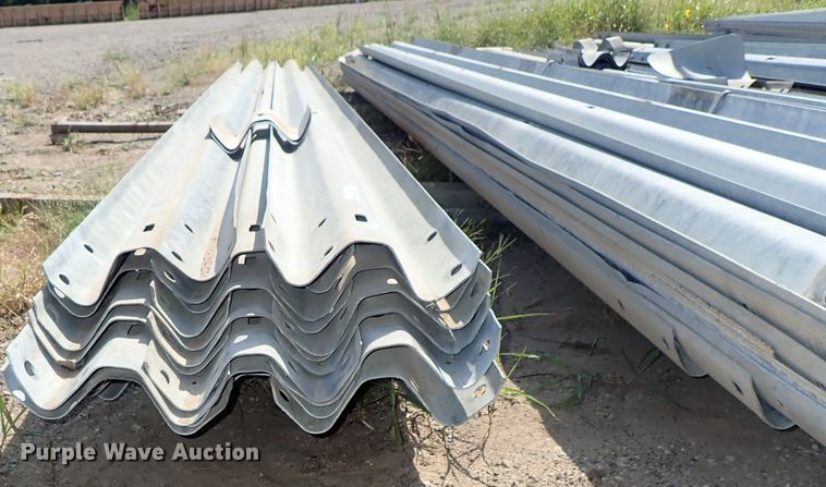 image for item FR9376 Approximately 55 guard rail sections