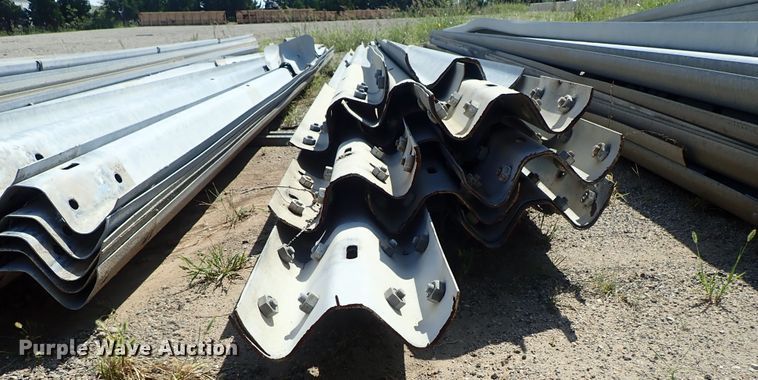 image for item FR9376 Approximately 55 guard rail sections