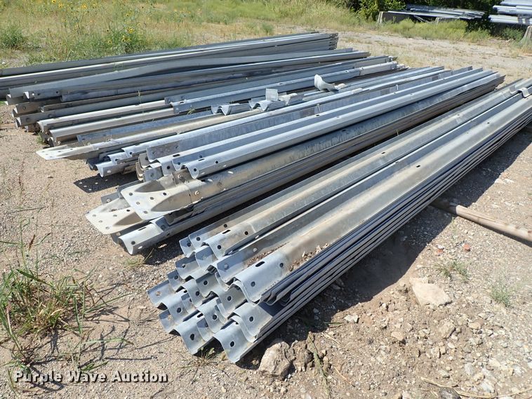 image for item FR9376 Approximately 55 guard rail sections
