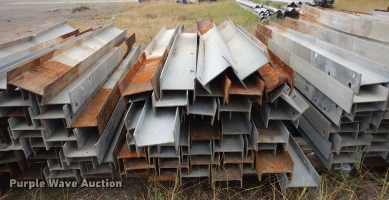 image for item GI9307 Approximately 150 guard rail posts