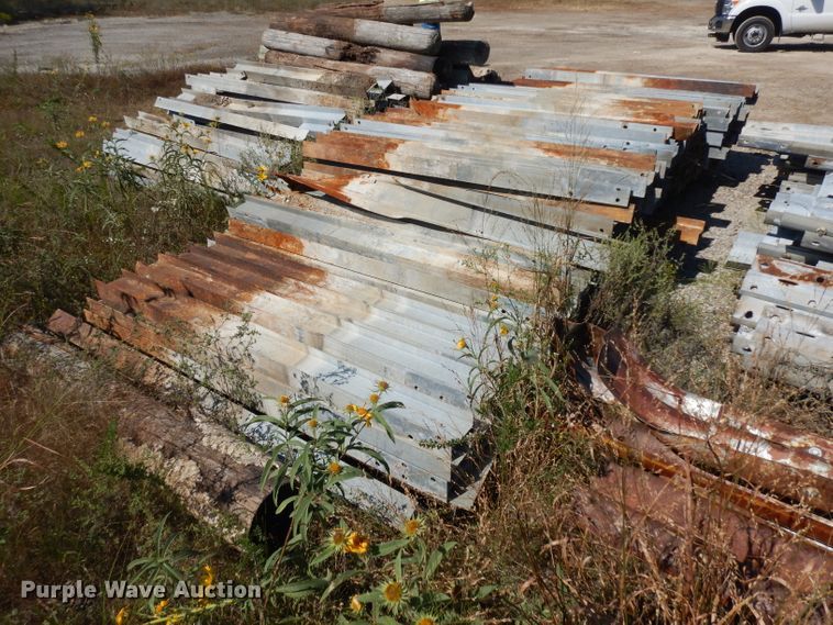 image for item GI9309 Approximately 150 guard rail posts