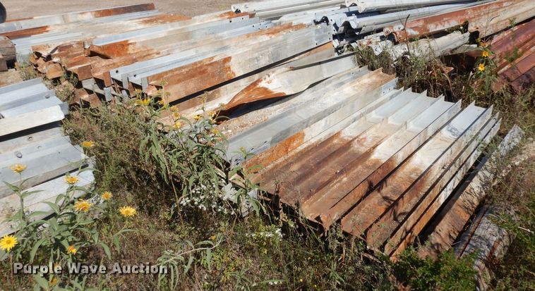 image for item GI9309 Approximately 150 guard rail posts