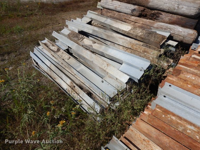 image for item GI9311 Approximately 50 guard rail posts