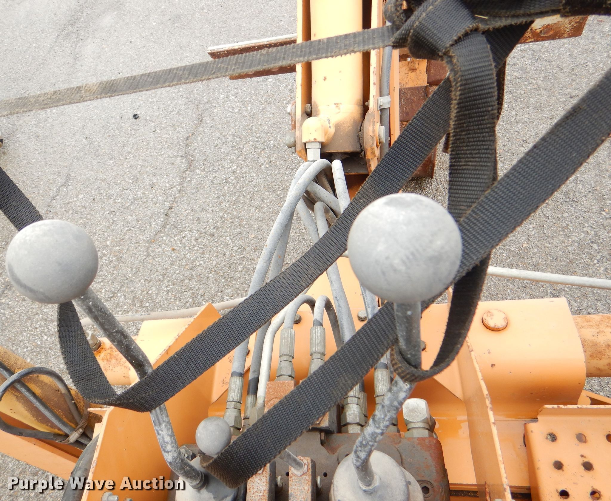 Case D100XR backhoe attachment in Topeka, KS Item DG4976 sold