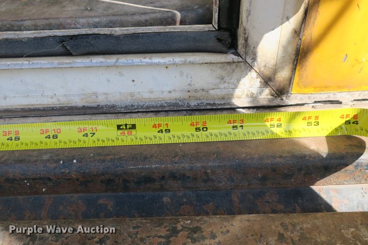 image for item DB10186 2002 Chevrolet Express G3500 box truck