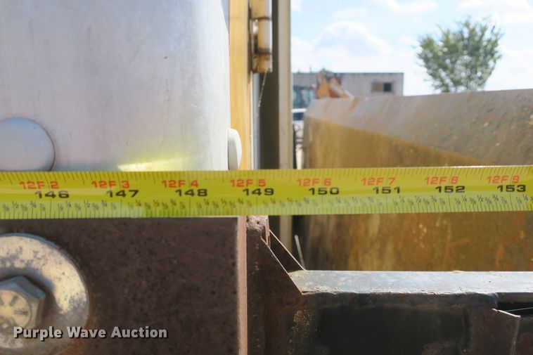 image for item DB10186 2002 Chevrolet Express G3500 box truck