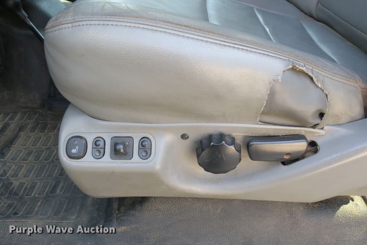 image for item DB10190 2012 Ford F350 Super Duty SuperCab utility bed pickup truck