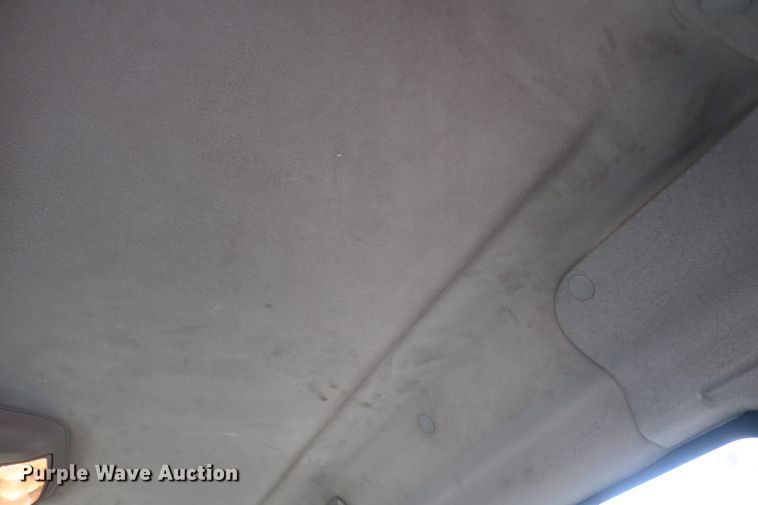 image for item DB10191 2011 International DuraStar 4400 truck cab and chassis