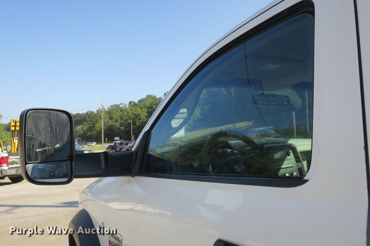 image for item DB10192 2012 Dodge Ram 5500HD truck cab and chassis