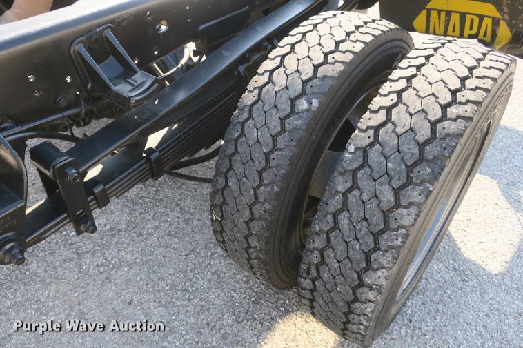 image for item DB10192 2012 Dodge Ram 5500HD truck cab and chassis