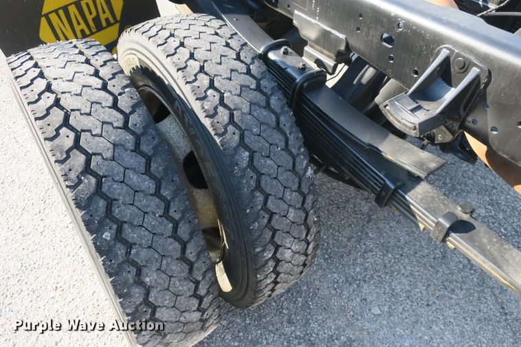 image for item DB10192 2012 Dodge Ram 5500HD truck cab and chassis