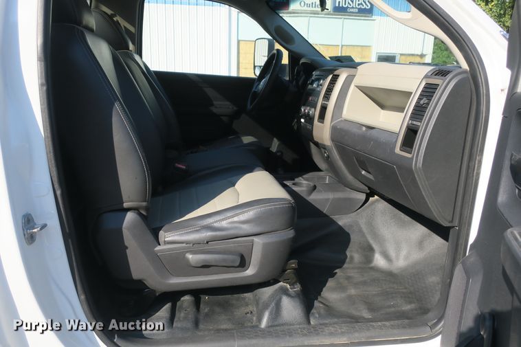 image for item DB10192 2012 Dodge Ram 5500HD truck cab and chassis