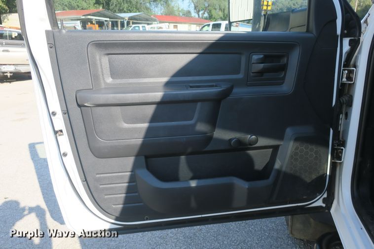 image for item DB10192 2012 Dodge Ram 5500HD truck cab and chassis