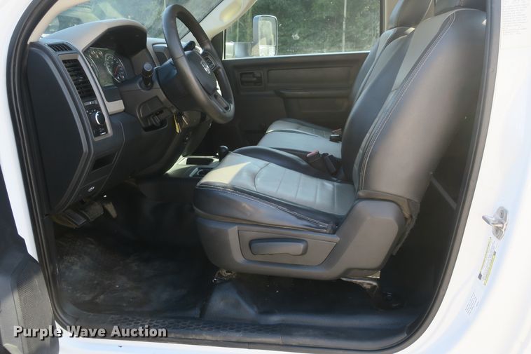 image for item DB10192 2012 Dodge Ram 5500HD truck cab and chassis