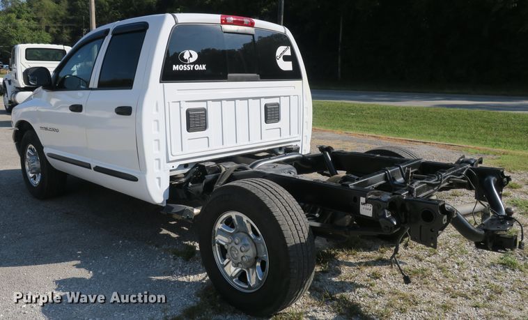 image for item DB10193 2005 Dodge Ram 2500 Quad Cab pickup truck cab and chassis