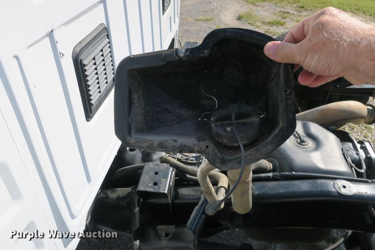 image for item DB10193 2005 Dodge Ram 2500 Quad Cab pickup truck cab and chassis