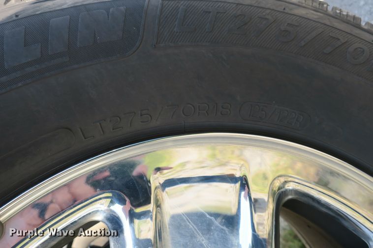 image for item DB10193 2005 Dodge Ram 2500 Quad Cab pickup truck cab and chassis