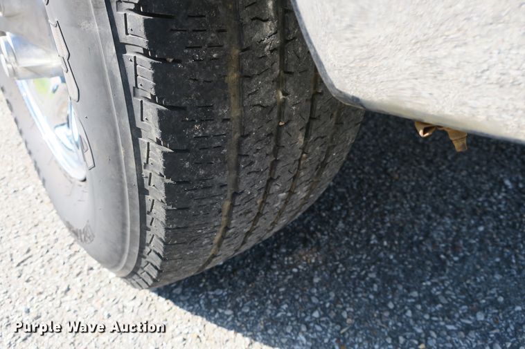 image for item DB10193 2005 Dodge Ram 2500 Quad Cab pickup truck cab and chassis