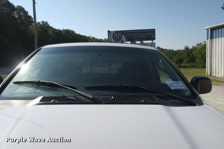 image for item DB10193 2005 Dodge Ram 2500 Quad Cab pickup truck cab and chassis