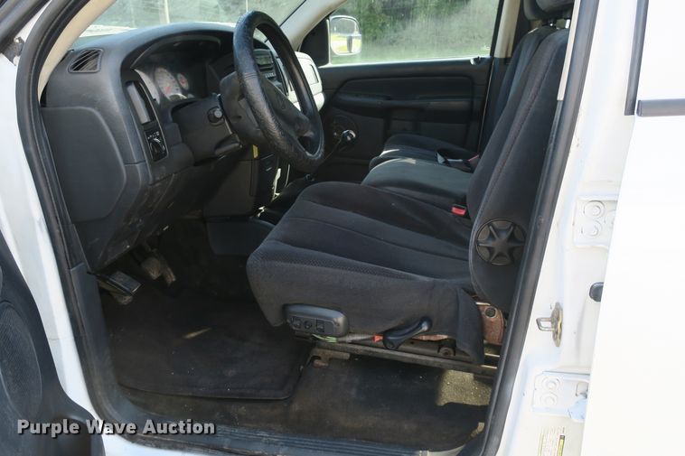 image for item DB10193 2005 Dodge Ram 2500 Quad Cab pickup truck cab and chassis